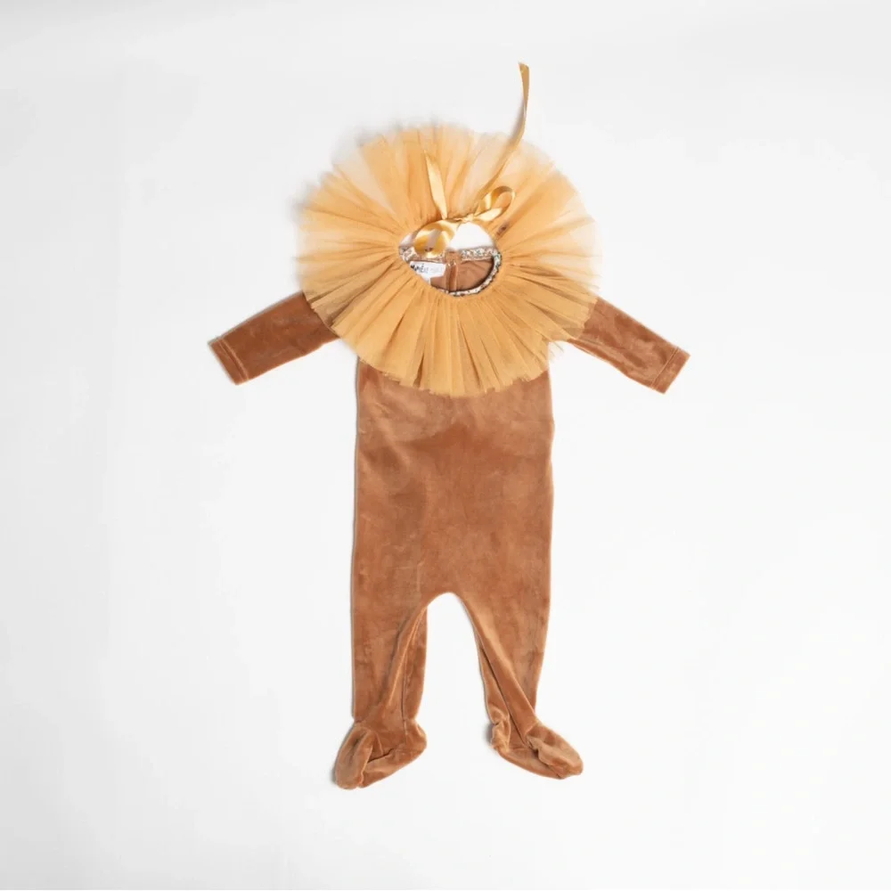 Baby Lion Tulle and Velour DIY Costume